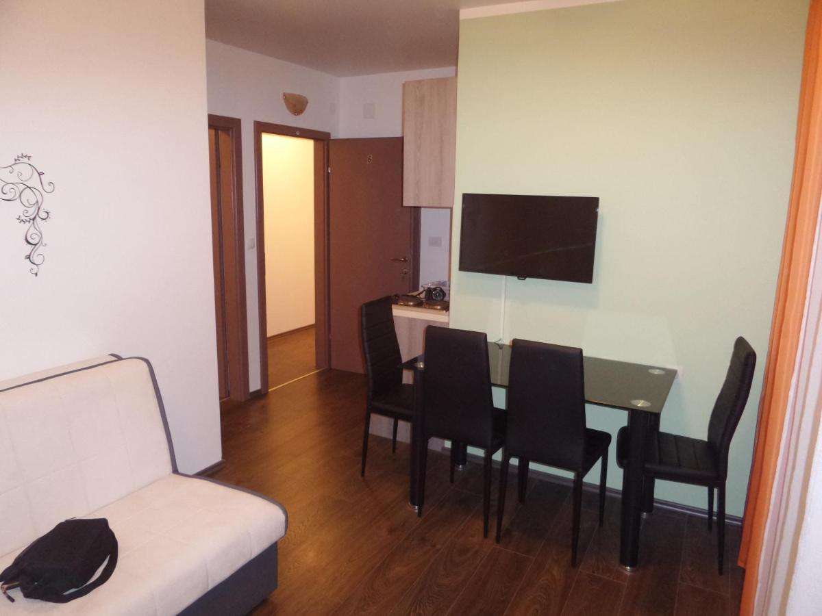Apartment Apartments Mikulic